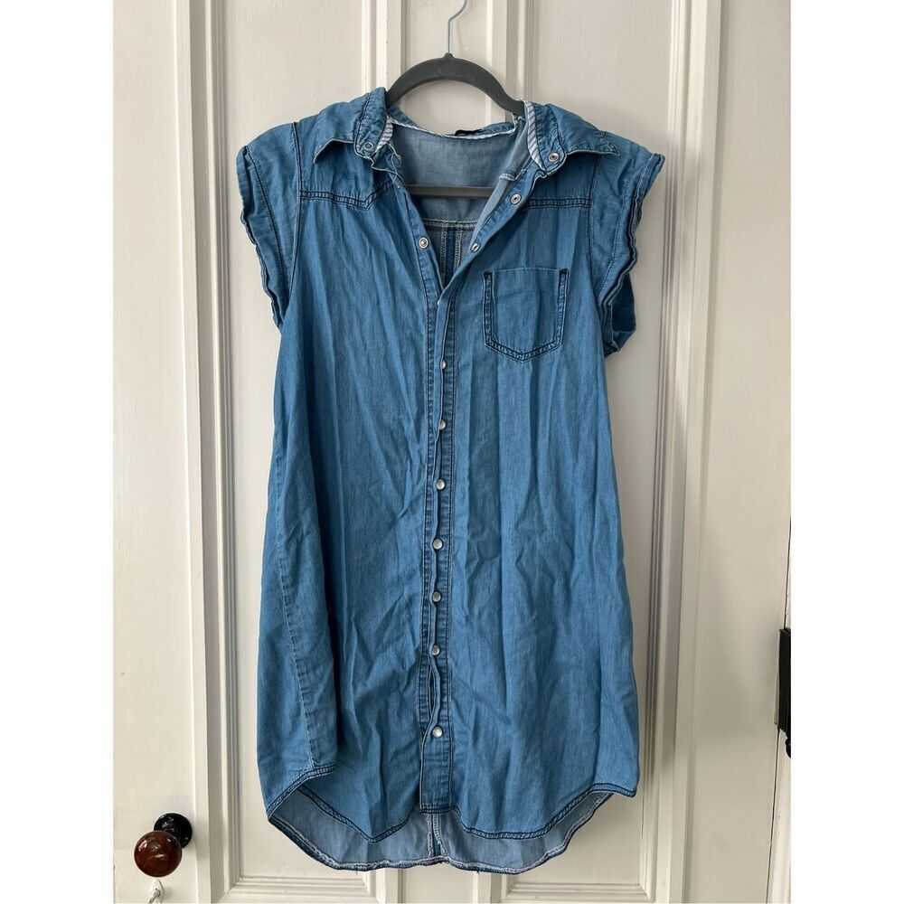 Believe short sleeve button down chambray dress S